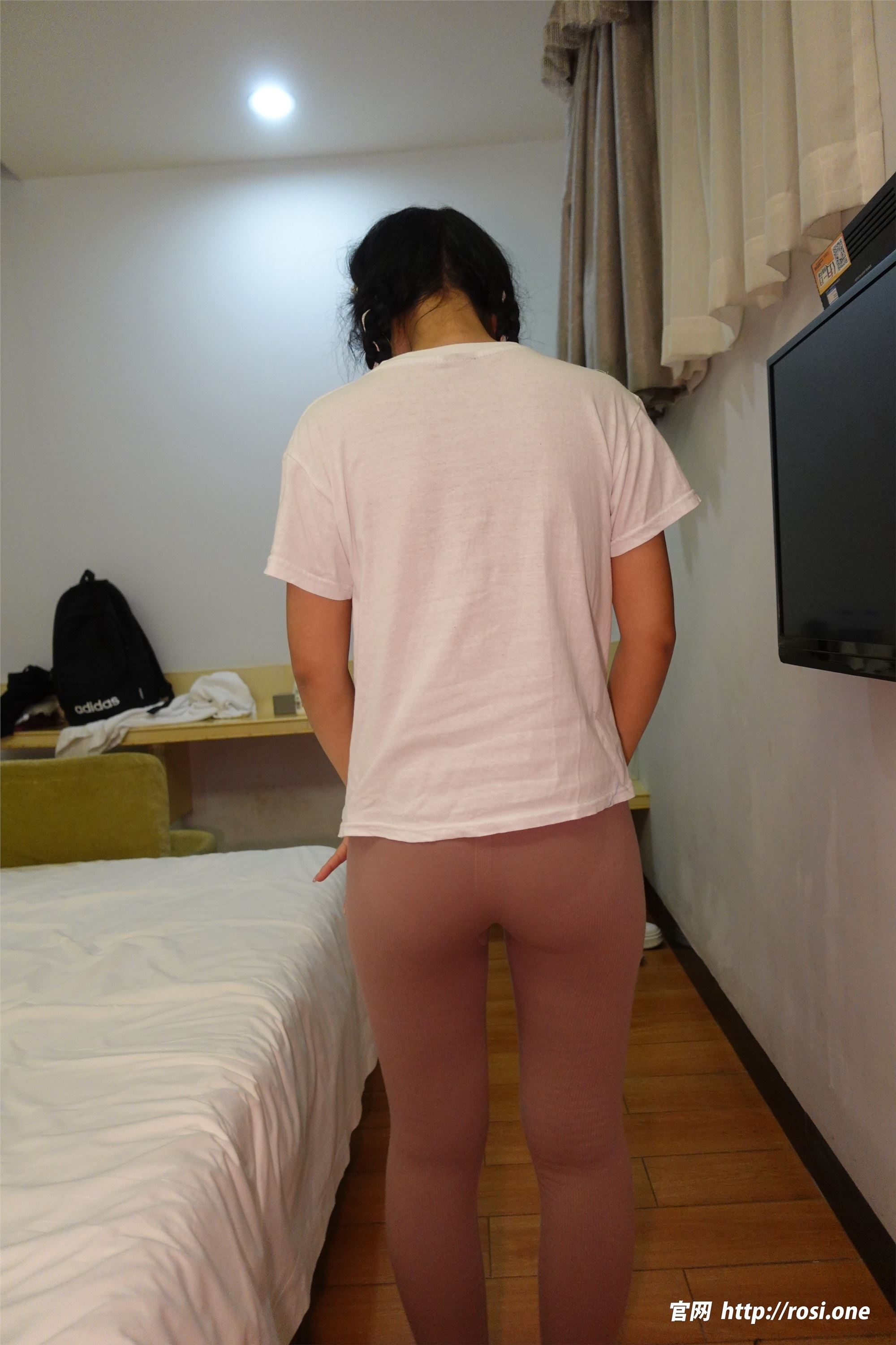 ROSI写真 2023.01.04 NO.4048